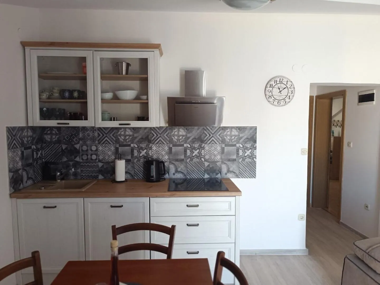 Apartments Antonia - 5 M From Sea Traù