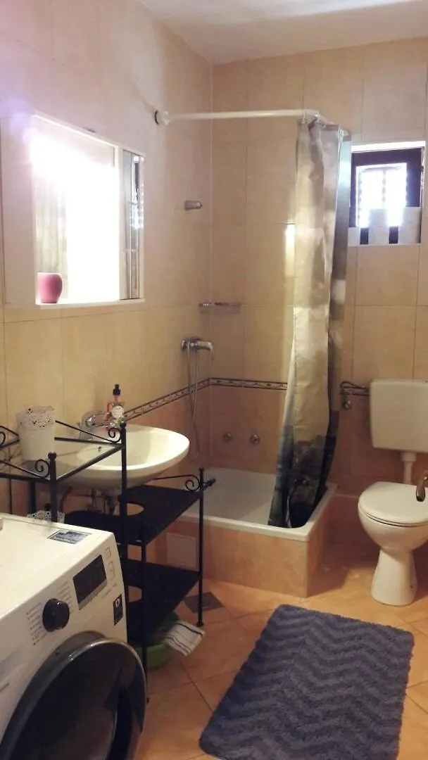 Apartments Antonia - 5 M From Sea Traù 0*,